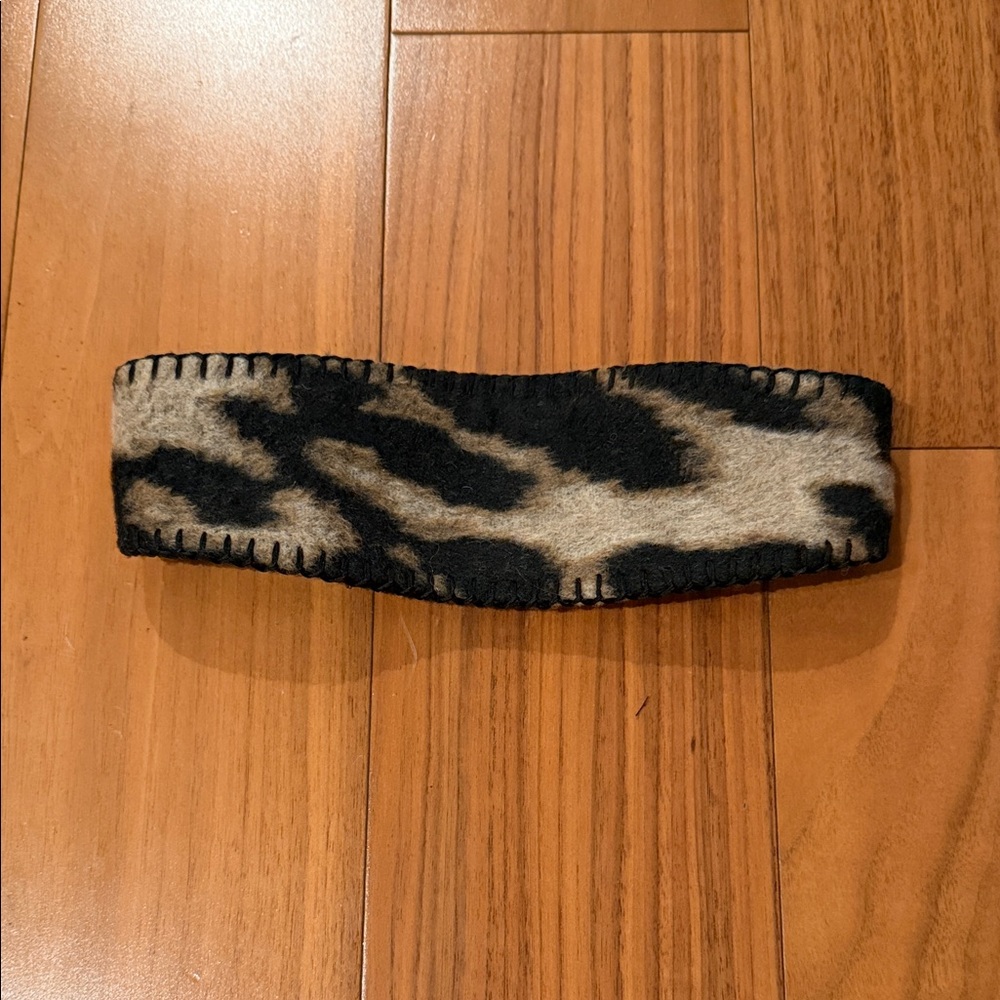 Chic Animal Print Hairband